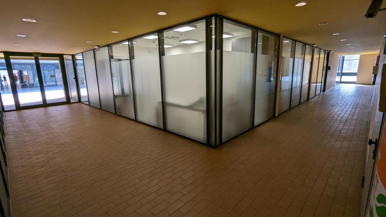 Downtown Fiume, Underground Garage Within The Property Buitenkant foto