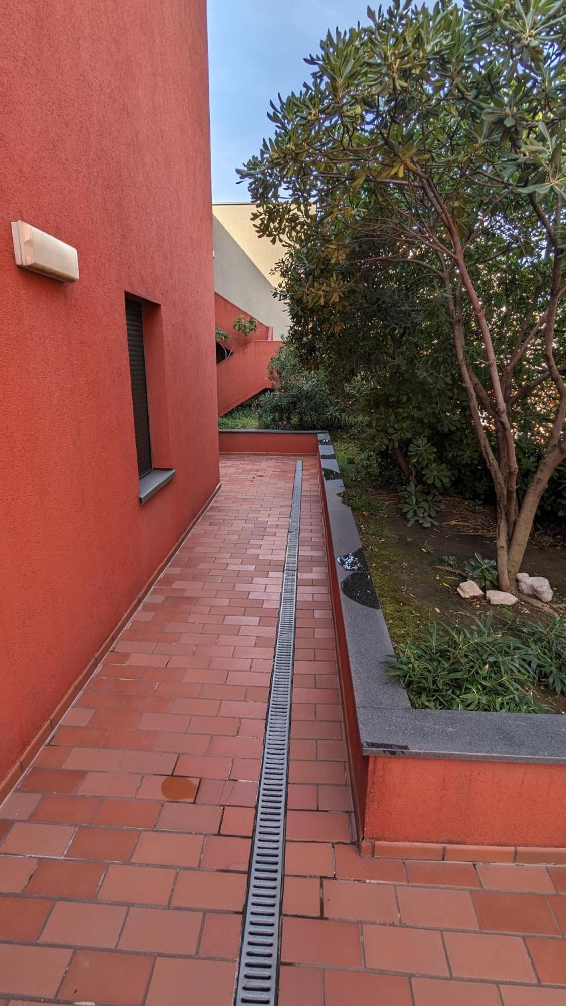 Downtown Fiume, Underground Garage Within The Property Buitenkant foto